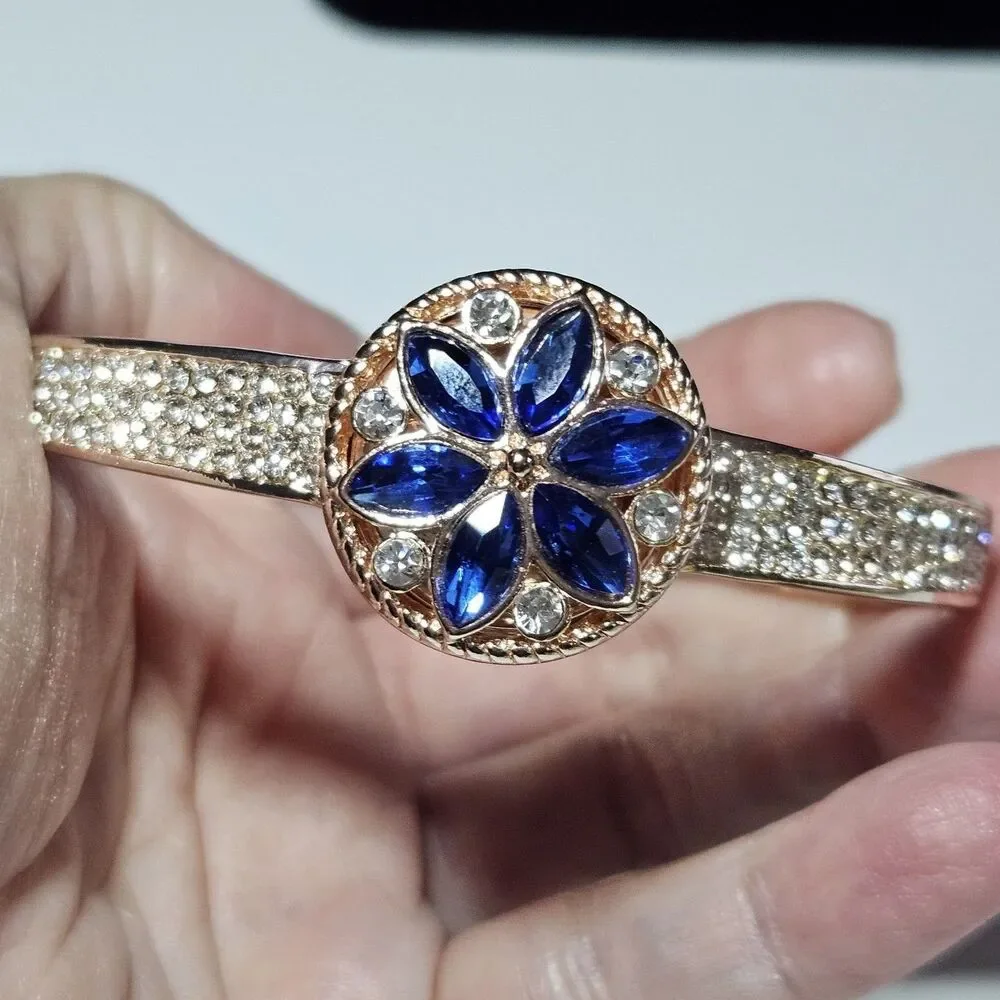 Rose Gold Snap Bracelet Blue And Clear Rhinestone Flower Approx 7